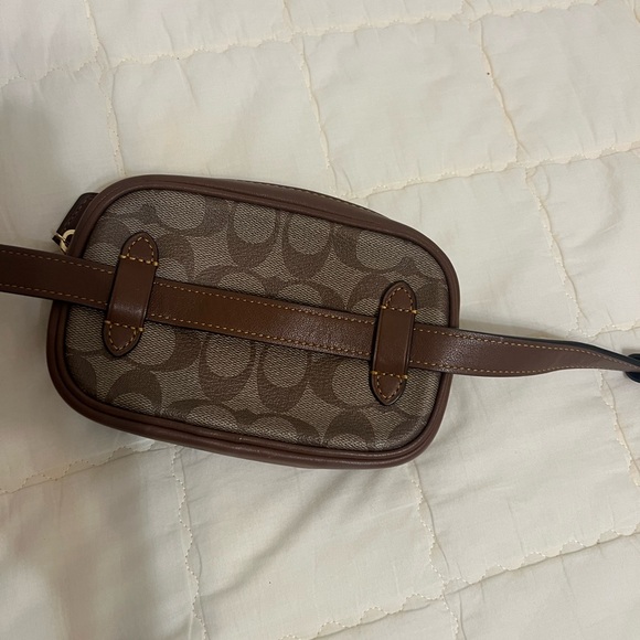 Coach x Keith Haring Waist Belt Fanny Bag - Picture 7 of 8